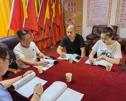 不忘初心，牢記黨恩。山東魯野鋼結構工程有限公司黨支部，開黨會感黨恩，重溫入黨誓言
